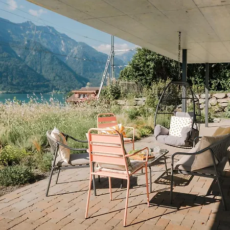 شقة Flora Bay Spacious And Mountain View نيدريد