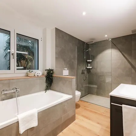 شقة Flora Bay Spacious And Mountain View